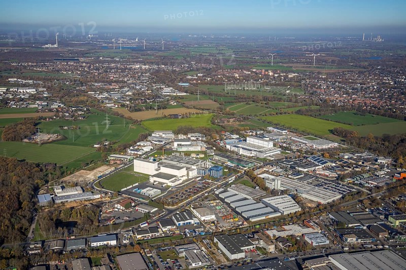 Aerial view, industrial estate HuÌˆlsdonk-Nord, Moers-Hülsdonk, Mörs, Ruhr area, North Rhine-Westphalia, Germany, Bullermannshof, DE, Europe, distant view, commercial enterprises, commercial area, industrial estate, commercial park, commercial location, commercial use, industrial area, industrial building, industrial location, aerial view, aerial photography, aerial photography, horse pasture, overview, bird's eye view, wind turbines, birds-eyes view, overview