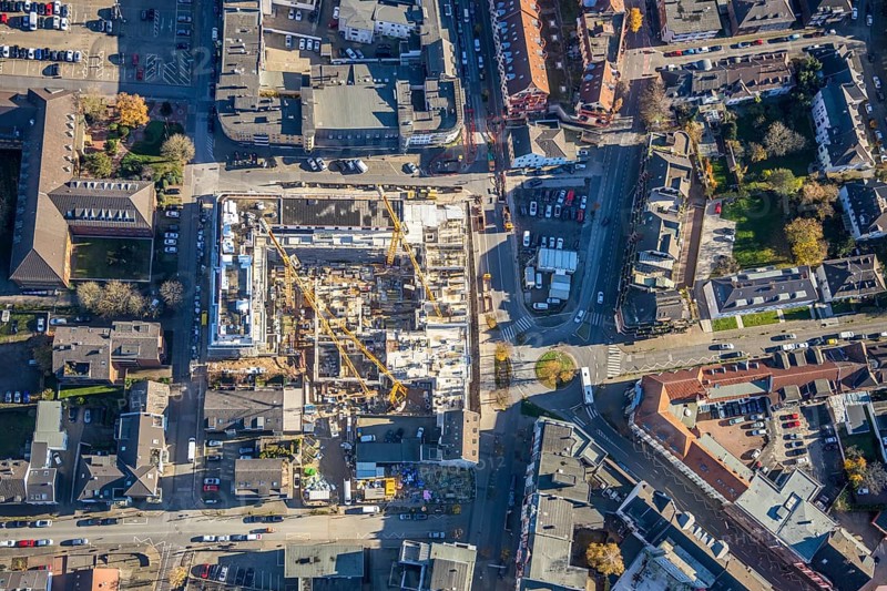 Aerial view, construction site new building Homberger Höfe, flats and commercial areas, formerly Horten, Mörs, Ruhr area, North Rhine-Westphalia, Germany, construction work, construction, construction area, construction site, building plots, construction crane, construction project, construction site, DE, Europe, commercial buildings, property tax, Homberger Straße, real estate, roundabout, roundabout, aerial view, aerial photography, aerial photography, new construction, overview, bird's eye view, residential complex, living and living, residential area, residential buildings, birds-eyes view, overview