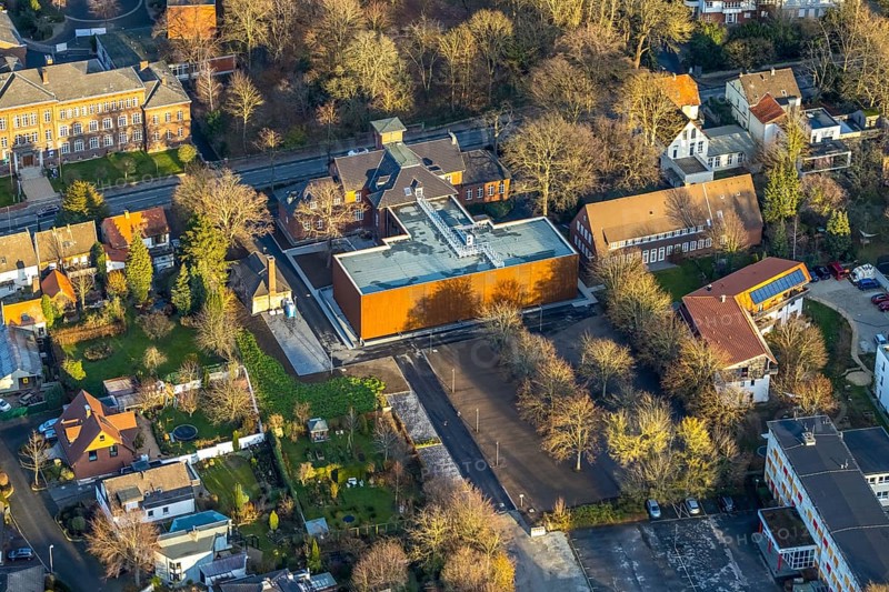 Aerial view, construction site extension Niederbergheimer Straße 24, former agricultural school, new location district archive, city archive Soest and city archaeology Soest, Soest, Soester Börde, North Rhine-Westphalia, Germany, extension, archive, construction work, construction area, building site, building plots, construction, construction project, construction site, DE, monument protection, Europe, property tax, real estate, aerial view, aerial photography, aerial photography, new building, Niederbergheimer Straße, city archive, overview, bird's-eye view, birds-eyes view, heritage-protected building, overview