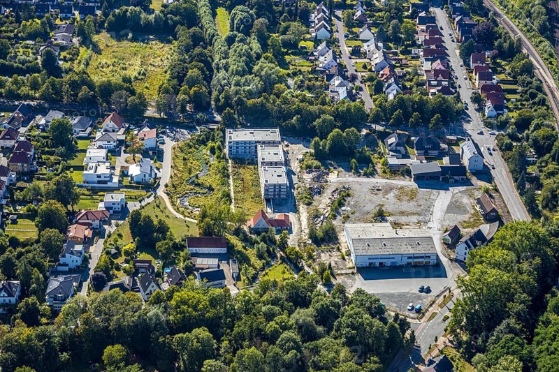 Aerial view, three residential buildings at the renaturalised Soestbach, former outdoor swimming pool soest, Soest, Soester Börde, North Rhine-Westphalia, Germany, DE, Europe, birds-eyes view, aerial view, aerial photography, aerial photography, overview, overview, bird's eye view