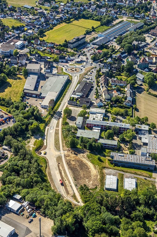 Aerial view, Niedersprockhövel, bypass road L70n between Hauptstraße and Wuppertaler Straße, construction site and new roundabout, Sprockhövel, Ruhr area, North Rhine-Westphalia, Germany, construction area, construction site, building plots, construction project, construction project, construction site, DE, Ennepe-Ruhr-Kreis, Europe, roundabout, aerial view, aerial photography, aerial photography, new construction, road traffic, overview, traffic volume, bird's-eye view, bird's-eye view construction work, birds-eyes view, overview