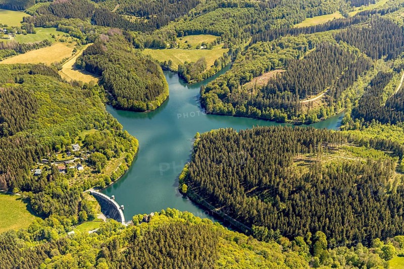 Aerial view, Fürwiggetalsperre, Meinerzhagen, Märkischer Kreis, Sauerland, North Rhine-Westphalia, Germany, DE, Europe, hilly landscape, aerial view, aerial photography, aerial photography, lake, sight, dam wall, dam, overview, bird's-eye view, forest area, meadows and fields, birds-eyes view, overview