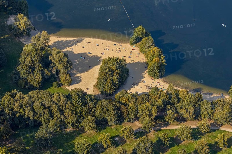 Aerial view, Alberssee, lido, bathers, Rebbeke, Lippstadt, Soest district, North Rhine-Westphalia, Germany