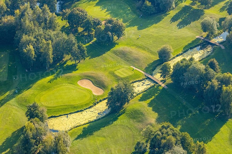 Aerial view, golf course, GolfClub Lippstadt, Lippstadt, Kreis Soest, North Rhine-Westphalia, Germany, DE, Europe, shapes and colours, golf, golf course, golf club, Kreis-Soest-Buch, KreisSoestBuch, aerial photograph, aerial photography, aerial photography, sports, overview, bird's-eye view, forest area, Wiesenhausweg, birds-eyes view, overview