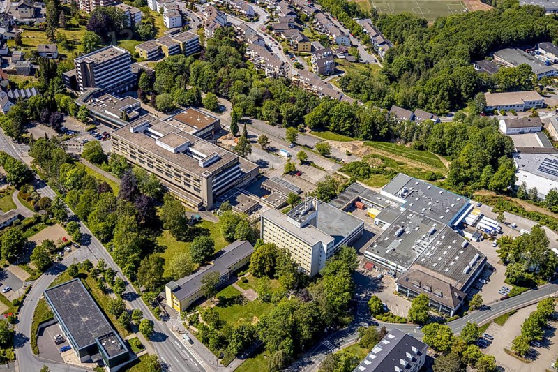 Aerial view, Klinikum Lüdenscheid - Märkische Kliniken GmbH, Lüdenscheid, Märkischer Kreis, Sauerland, North Rhine-Westphalia, Germany, DE, Europe, healthcare, hospital, clinic, clinic centre, hospital, aerial view, aerial photography, aerial photography, medical facility, medical assistance, emergency service, overview, bird's-eye view, overview, medical care