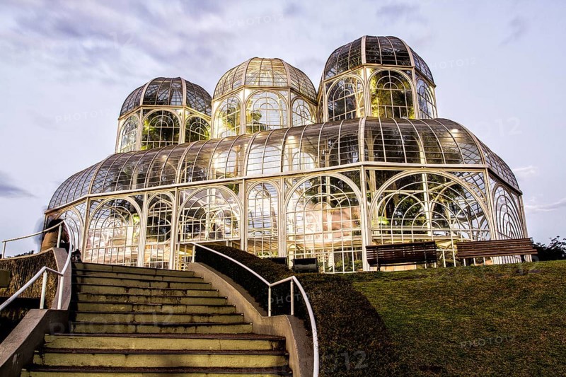 Estufa do Jardim Botânico de Curitiba. Curitiba, Paraná, Brasil. / Greenhouse of Botanic Garden. Curitiba, Parana, Brazil