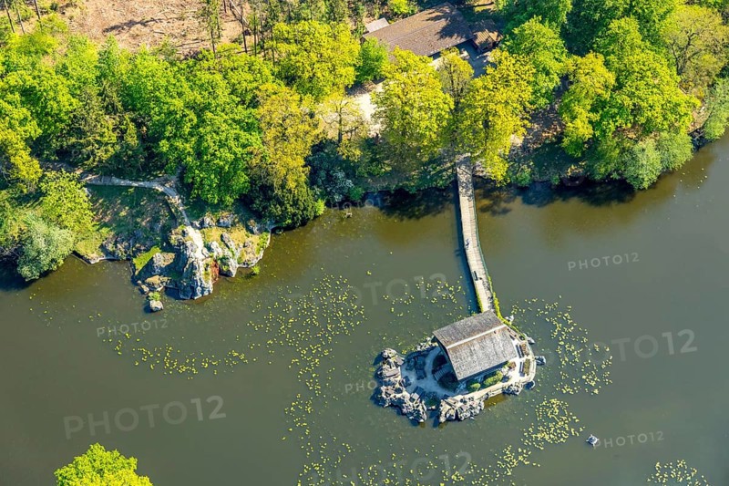 Aerial view, Haus im See, Restaurant Schweizer Häuschen, Biotopwildpark Anholter Schweiz, Isselburg, Lower Rhine, North Rhine-Westphalia, Germany, beer garden, bridge, DE, Europe, inn, gastronomy, aerial view, aerial photography, aerial photography, Pferdehorster Straße, restaurant, lake, overview, bird's eye view, forest, forest area, birds-eyes view, green lung, overview