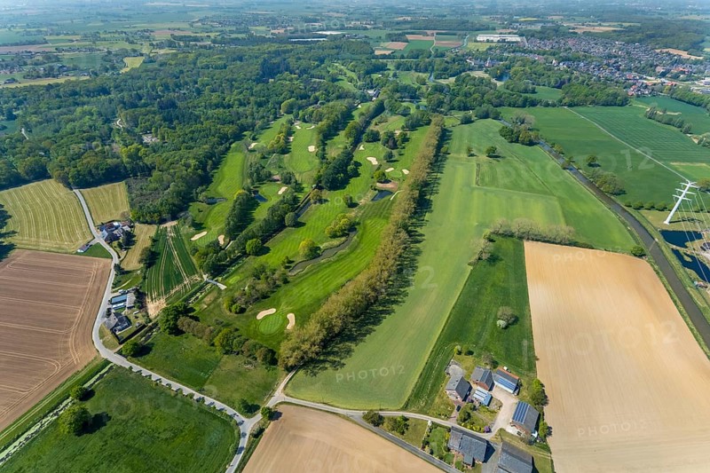 Aerial view, golf course, Golfclub moated castle Anholt e.V. Gut Schlüsen Vehlingen, Isselburg, Lower Rhine, North Rhine-Westphalia, Germany, DE, Europe, golf, golf course, golf club, aerial view, aerial photography, aerial photography, sports, overview, bird's-eye view, forest area, meadows and fields, birds-eyes view, overview