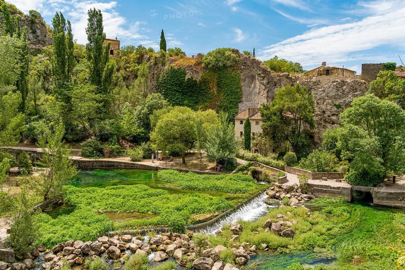 Scenery around the Fontaine-de-Vaucluse, a commune near a same named spring in the southeastern French department of Vaucluse