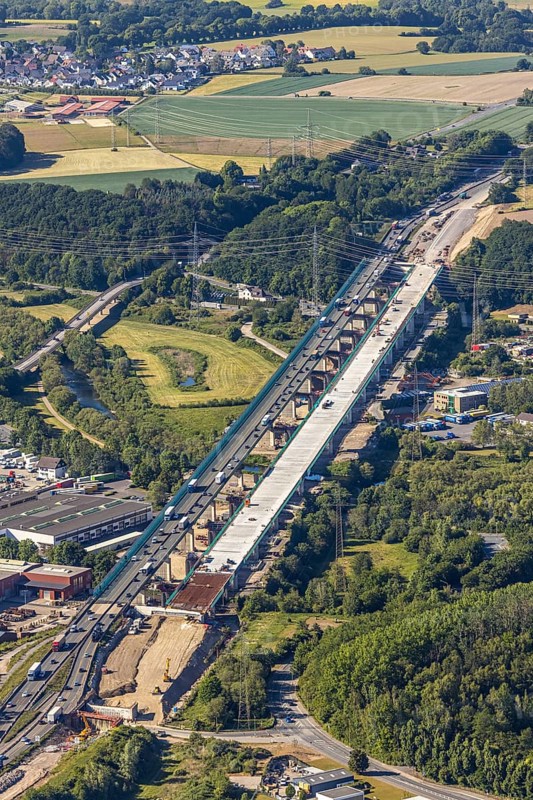 Aerial view, new construction of the Lennetal bridge A45, Berchum, Sauerland line, motorway bridge, Hagen, Ruhr area, North Rhine-Westphalia, Germany, motorway A45, construction work, construction vehicles, construction site, construction project, construction site, bridge, bridge structure, DE, renewal, Europe, river Lenne, Lennetal bridge, aerial view, aerial photography, aerial photography, new construction, renovation, refurbishment, overview, bird's-eye view, bird's-eye view, overview
