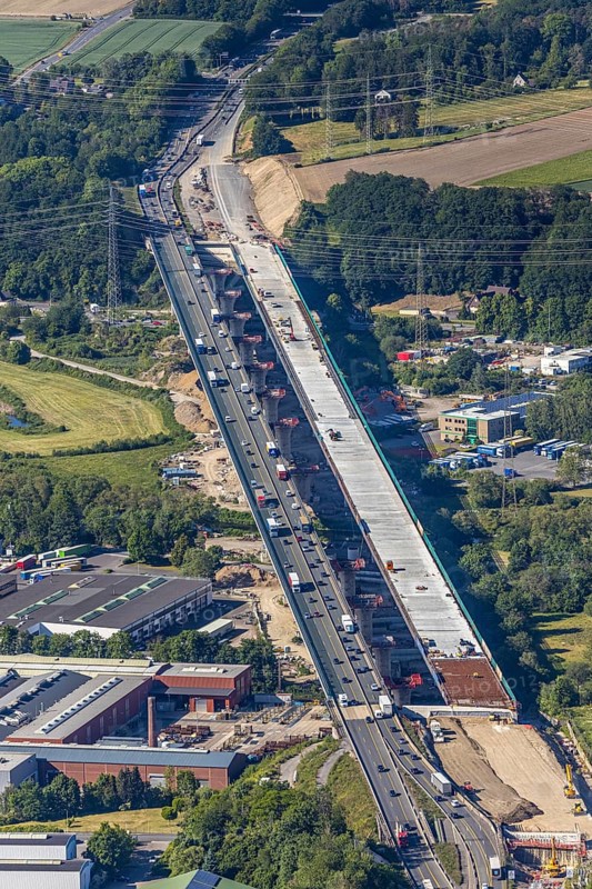 Aerial view, new construction of the Lennetal bridge A45, Berchum, Sauerland line, motorway bridge, Hagen, Ruhr area, North Rhine-Westphalia, Germany, motorway A45, construction work, construction vehicles, construction site, construction project, construction site, bridge, bridge structure, DE, renewal, Europe, river Lenne, Lennetal bridge, aerial view, aerial photography, aerial photography, new construction, renovation, refurbishment, overview, bird's-eye view, bird's-eye view, overview