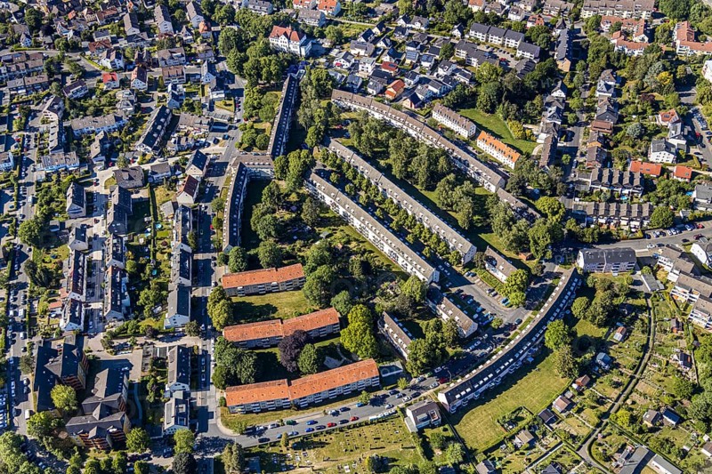 Aerial view, terraced houses residential area Elsässer Straße, Straßburger Straße, Eilpe, Hagen, Ruhr area, North Rhine-Westphalia, Germany, DE, Europe, shapes and colours, aerial view, aerial photography, aerial photography, overview, bird's-eye view, overview
