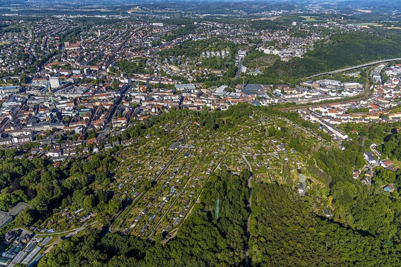 Aerial view, allotment garden association Goldberg, local view Hagen-Mitte, Oberhagen, Mittelstadt, Hagen, Ruhr area, North Rhine-Westphalia, Germany, place of worship, City, DE, Europe, community garden, community of faith, place of worship, city centre, KGV, church, church community, allotment garden, allotment garden site, allotment garden association, allotment gardener association, denomination, aerial view, aerial photography, aerial photography, local view, allotment garden, St. Marien Kirche, townscape, city area, city centre, overview, bird's-eye view, birds-eyes view, overview