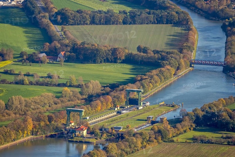 Aerial view, Flaesheim lock, Wesel-Datteln Canal, Flaesheim, Haltern am See, Ruhr area, North Rhine-Westphalia, Germany