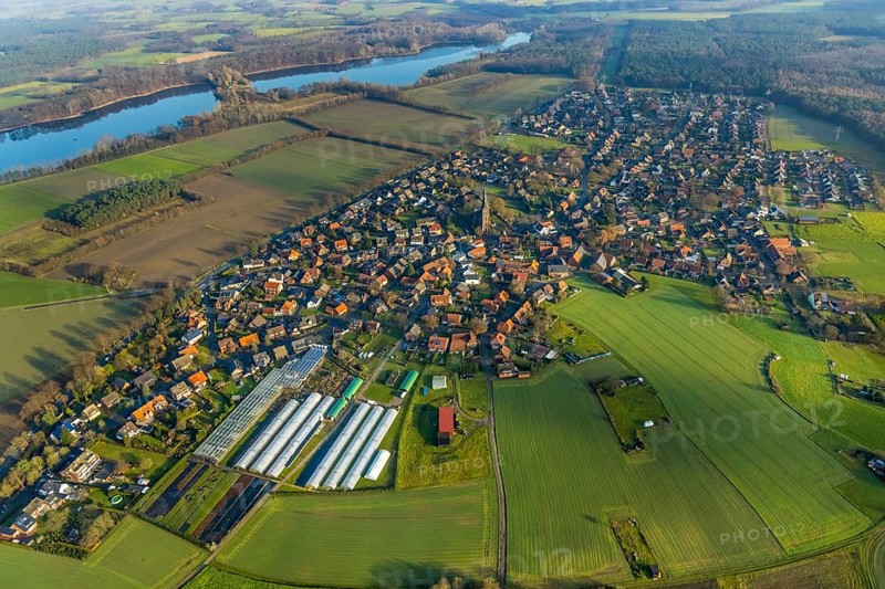 HULLERN 16.12.2020 Village view on the edge of agricultural fields and land in Hullern in the state North Rhine-Westphalia, Germany // Village view on the edge of agricultural fields and land in Hullern in the state North Rhine-Westphalia, Germany. Photo: Hans Blossey, aerial photo, aerial photography, aerial picture, aerial photography, aerial photograph, aerial photograph, aerial picture, Europe, Germany, North Rhine-Westphalia, Hullern, location, settlement, roads, infrastructure, buildings, houses, residential area, edge, settlement, field, agriculture, rural, // aerial photo, aerial photography, aerial picture, aerial view, air photo, Europe, North Rhine-Westphalia, Location, settlement, roads, infrastructure, buildings, houses, residential area, edge, field, agriculture, rural