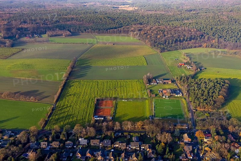 Aerial view of the football ground ofDJK Blau-Weiß Lavesum 1931 and tennis court in the district Lavesum in Haltern am See in the Ruhr area in North Rhine-Westphalia, Germany, Am cemetery, DE, Europe, football ground, football stadium, football club, Haltern am See, aerial view, aerial photograph, aerial photography, aerial photography, North Rhine-Westphalia, Ruhr area, sports, sports facilities, sports field, sports facility, stadium, tennis, tennis facility, tennis courts, overview, bird's-eye view, birds-eyes view, overview