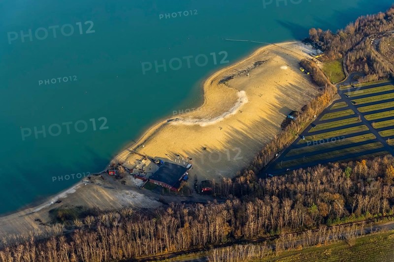 Aerial view of the bathing beach at Silbersee II in the district Lehmbraken in Haltern am See in the Ruhr area in North Rhine-Westphalia, Germany, bathing lake, DE, Europe, Haltern am See, aerial view, aerial photograph, aerial photography, aerial photography, North Rhine-Westphalia, quartz sand extraction, Ruhr area, lake, overview, bird's-eye view, overview