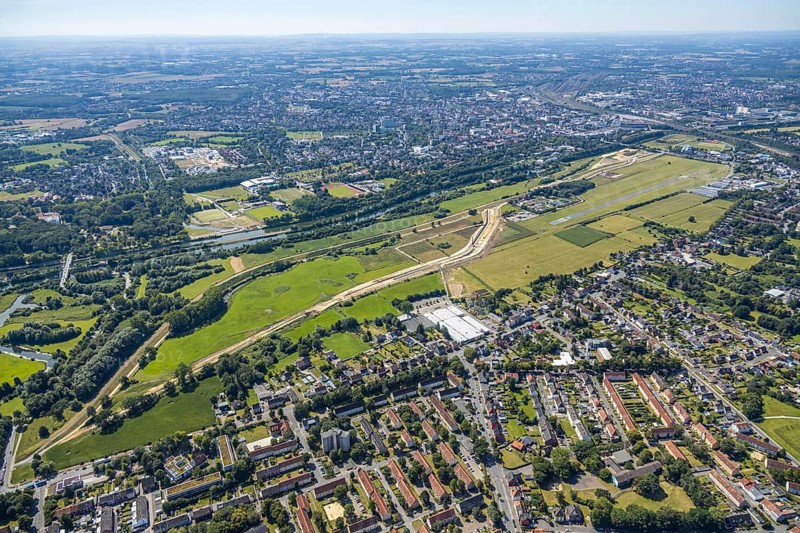 Aerial photo, construction site, Lippe floodplain, Datteln-Hamm Canal, EDLH airfield, Hamm, Ruhr area, North Rhine-Westphalia, Germany, DE, Europe, birds-eyes, view, aerial photo, aerial photography, aerial photography, overview, overview, bird's eye view, Lippe, Hamm-Datteln Canal, waterway, shipping traffic, transport, logistics, goods movement, ships, waters, airfield, flying, air sports, leisure, pilot