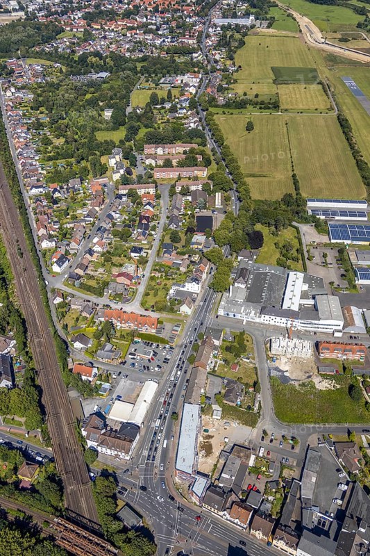 Aerial view, Heessener Straße eastbound, Seeburger Straße construction area, EDLH airfield, Münsterstraße, railway bridges, Hamm, Ruhr area, North Rhine-Westphalia, Germany, DE, Europe, birds-eyes, view, aerial photograph, aerial photography, aerial photography, overview, bird's eye view, construction, construction area, construction planning, construction areas, railway line, railway network, infrastructure, transport, train traffic, freight traffic, railway network