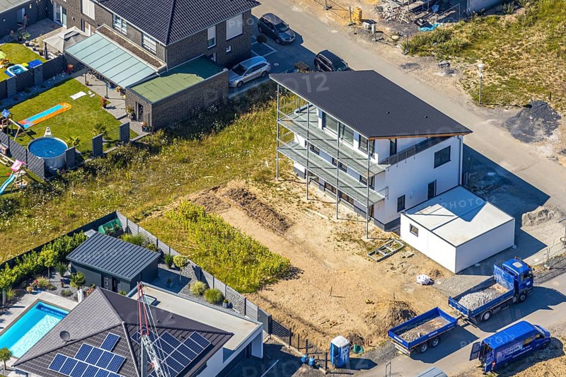Aerial view, new development area Beisenkamp next to the grammar school Beisenkamp, Ida-Goldstein-Straße - Sophie-Buschkötter-Straße - Johannes-Schwering-Straße, Hamm, Ruhr area, North Rhine-Westphalia, Germany, DE, Europe, birds-eyes, view, aerial photograph, aerial photography, aerial photography, overview, overview, bird's eye view, living, flat, houses, residential buildings, housing estate, settlement