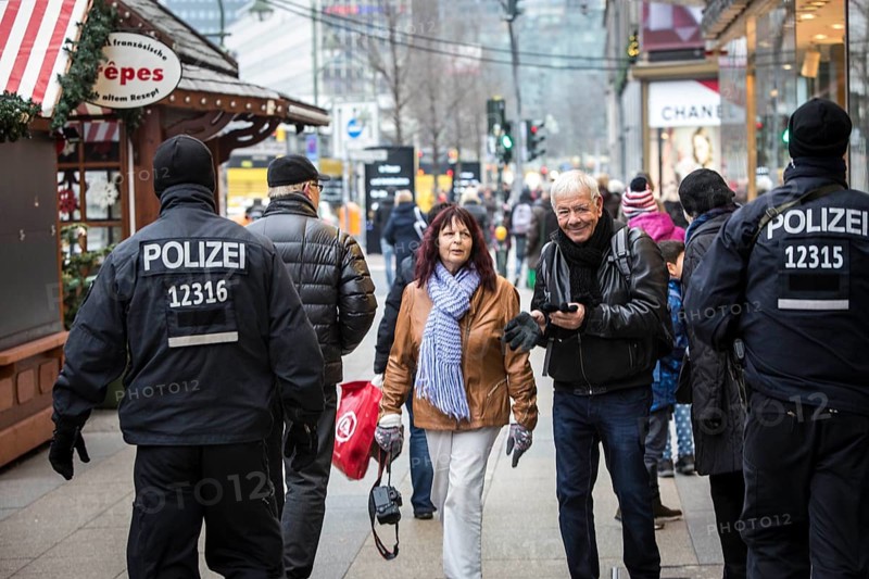 DEU Germany Germany Berlin Day after the attack on the Christmas market at the Memorial Church