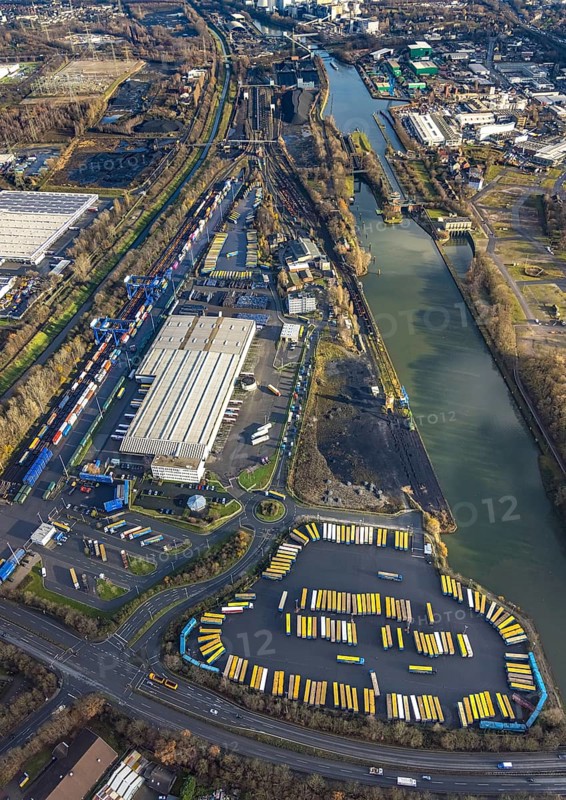 Aerial view, commercial area Am Westhafen, CTH Container Terminal Herne GmbH, Müller - Die lila Logistik AG, Rhein-Herne-Kanal, Unser Fritz, Herne, Ruhr area, North Rhine-Westphalia, Germany, Alte Schleuse Wanne-Eickel, container, DE, Europe, shapes and colours, commercial enterprises, commercial area, commercial area, commercial park, commercial location, commercial use, freight transport, industrial facilities, industrial area, industrial location, logistics, logistics service, logistics service provider, logistics provider, aerial view, aerial photography, aerial photography, Rhine-Ruhr metropolitan region, transport, overview, bird's-eye view, overview