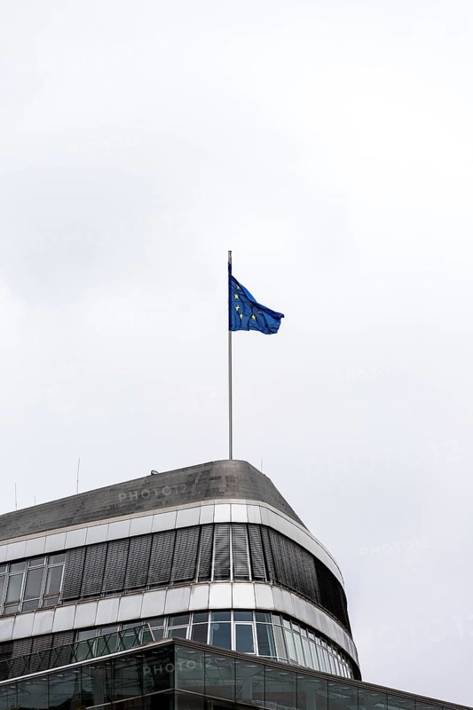 DEU Germany Germany Berlin The European flag flies on the mast of the CDU party headquarters