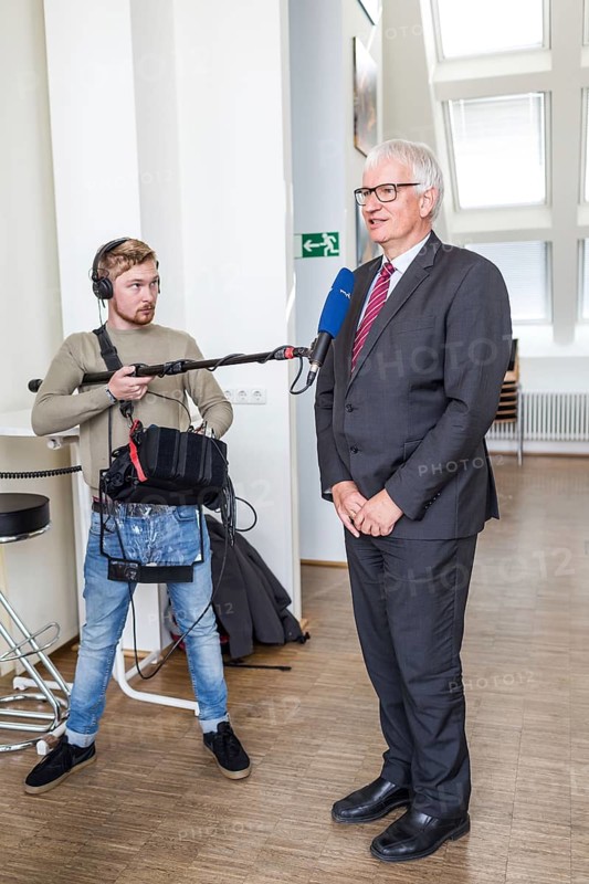 DEU Germany Germany Berlin The Managing Director of Deutsche Umwelthilfe, Jürgen Resch, during a press conference