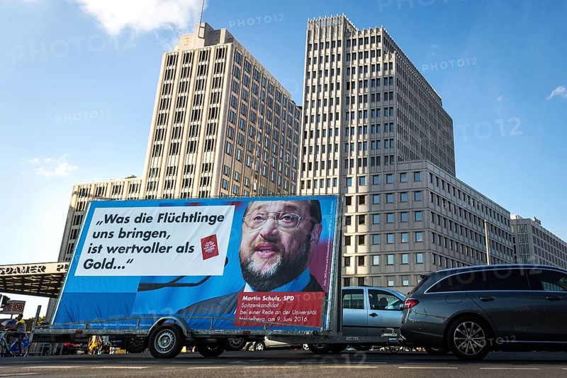 DEU Germany Germany Berlin Car supporter with AFD poster against Schulz refugee policy on Potsdamer Platz