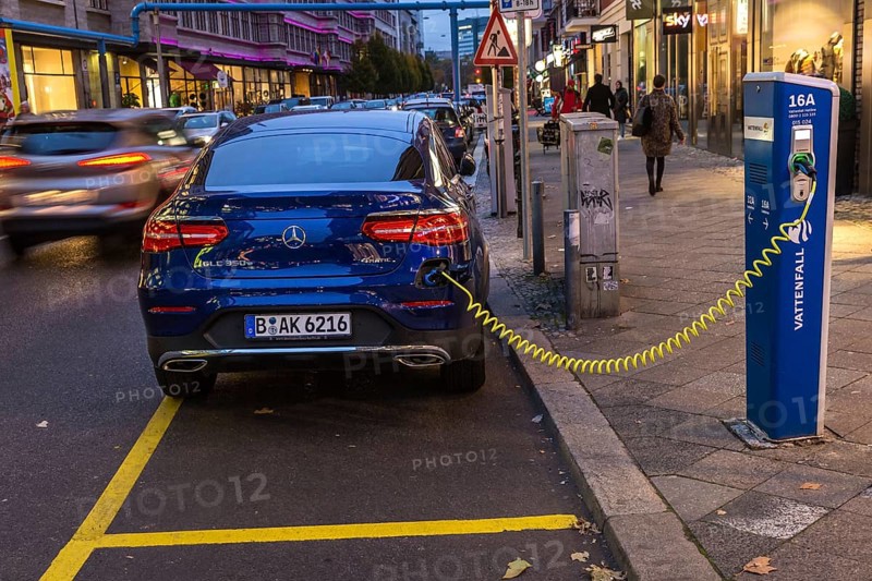 DEU Germany Germany Berlin A Mercedes Benz electric car at a Vattenfall charging station in Charlottenburg