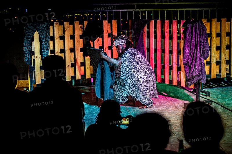 RWA RWANDA RUANDA Kigali A performance by the dancer Shema Isaak on the terrace of the Panorama Bar Ivy. He makes the loss of his family during the genocide a theme