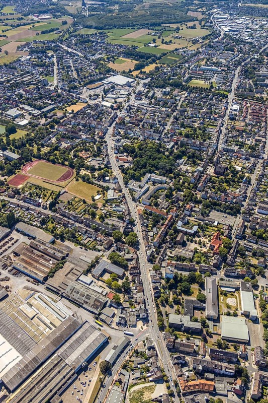 Aerial view, course of Wilhemstraße with new district centre, between former LEZ, now Kaufland in the west and former Thyssen administration at the main station, Hamm, Ruhr area, North Rhine-Westphalia, Germany, DE, Europe, birds-eyes view, aerial view, aerial photography, aerial photography, overview, bird's eye view