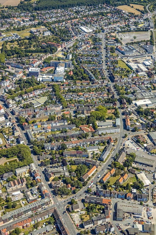 Aerial view, course of Richard-Wagner-Straße from east to west and from west to east, Hamm, Ruhr area, North Rhine-Westphalia, Germany, DE, Europe, birds-eyes view, aerial view, aerial photography, aerial photography, overview, bird's eye view