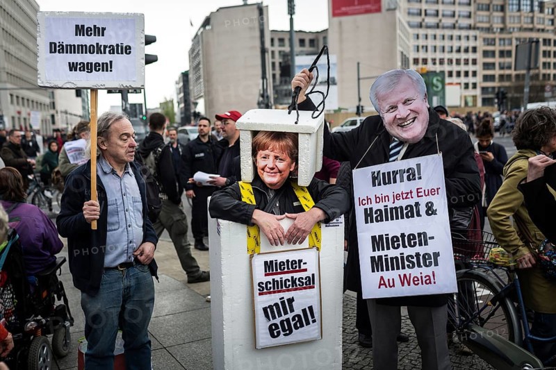 DEU Germany Germany Berlin More than 13, 000 people demonstrated in Berlin city centre on Saturday under the slogan 'Resist rent madness'. Their protest was directed against rent increases, gentrification and speculation