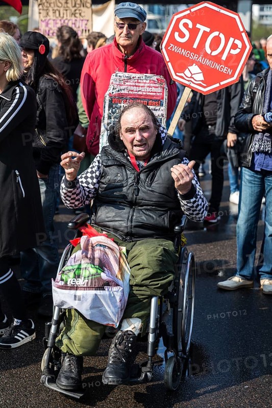 DEU Germany Germany Berlin More than 13, 000 people demonstrated in Berlin city centre on Saturday under the slogan 'Resist rent madness'. Their protest was directed against rent increases, gentrification and speculation