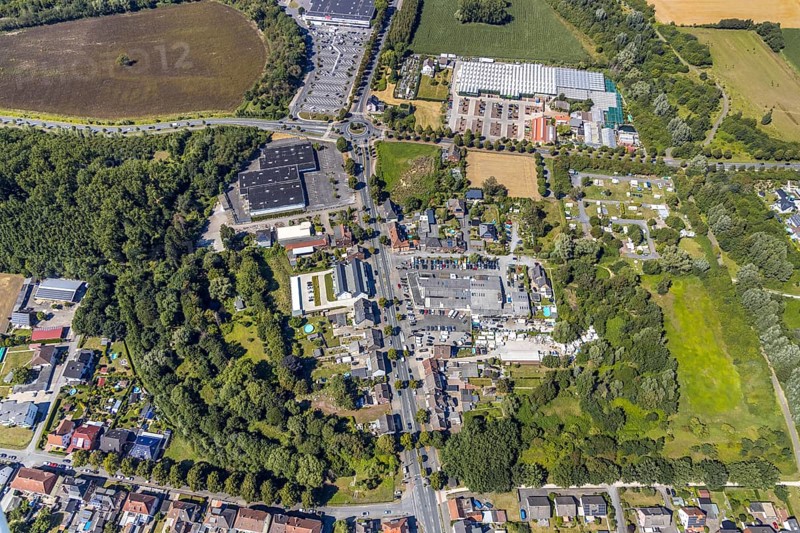 Aerial view, roundabout Münsterstraße Warendorfer Straße, Sachsenring, Heessen, Hamm, Ruhr area, North Rhine-Westphalia, Germany, DE, Europe, birds-eyes view, aerial photography, aerial photography, overview, overview, bird's eye view