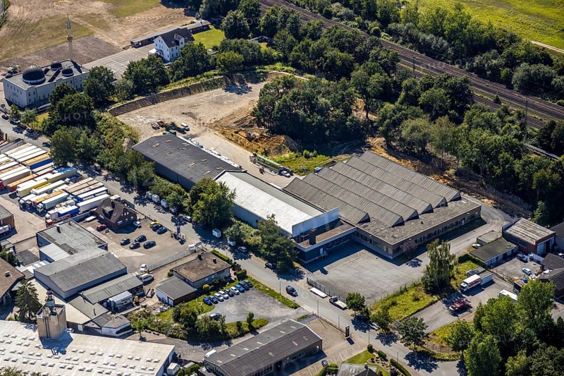 Aerial view, industrial hall Vogtskamp 6, Yunus Emre Camii Mosque, Heessen, Hamm, Ruhr area, North Rhine-Westphalia, Germany, DE, Europe, birds-eyes, view, aerial photograph, aerial photography, aerial photography, overview, overview, bird's eye view, Hamm-Heessen, religion, faith