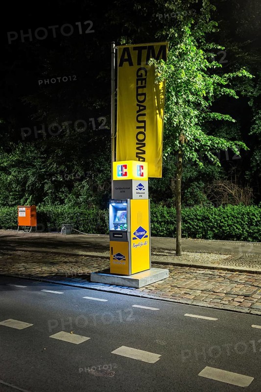 DEU Germany Germany Berlin EC Machine on the World Cup Fan Mile on Straße des 17. Junis