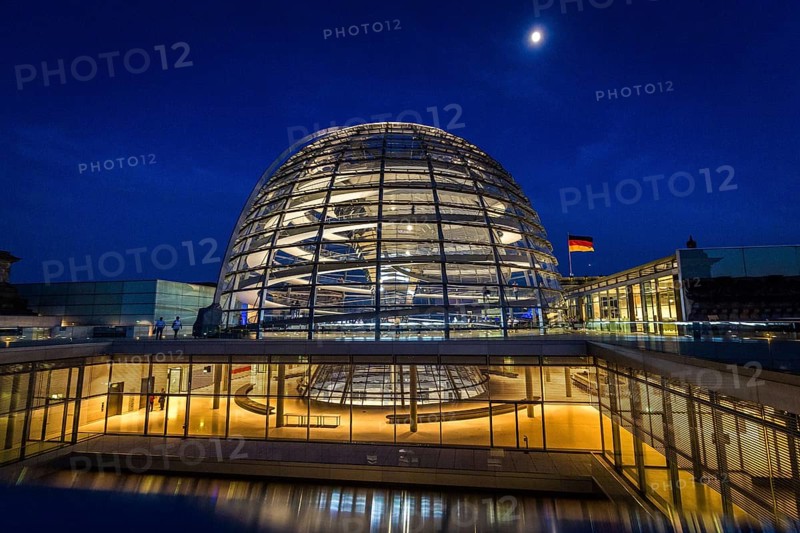 DEU Germany Germany Berlin The dome of the Reichstag designed by Norman Forster