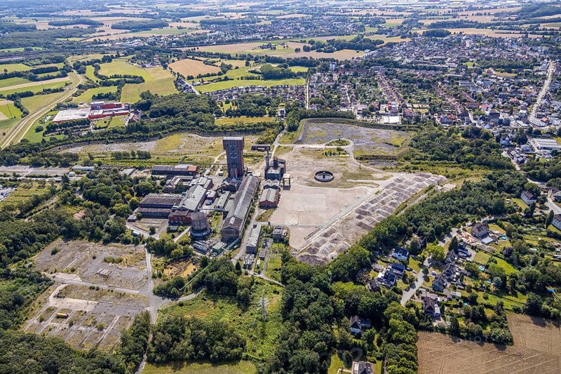 Aerial view, Former Ost colliery, Old Heinrich-Robert colliery, Hammerhead tower, former colliery, Wiescherhöfen, Hamm, Ruhr area, North Rhine-Westphalia, Germany, DE, Europe, birds-eyes, view, aerial photography, aerial photography, overview, bird's eye view, mine, structural change