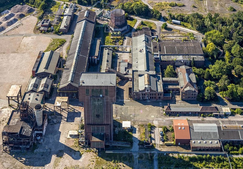 Aerial view, Heinrich-Robert colliery, creative centre, former Verbundbergwerk Ost, coal mining, Pelkum, Hamm, Ruhr area, North Rhine-Westphalia, Germany, DE, Europe, birds-eyes view, aerial photograph, aerial photography, aerial photography, overview, overview, bird's eye view, winding tower, colliery, colliery tower, colliery wasteland, structural change