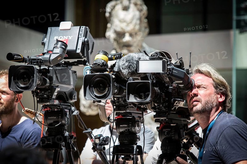 DEU Germany Germany Berlin The SPD chairman and candidate for chancellor Martin Schulz during a press conference on economic policy in the Willy Brandt House. TV cameras in front of Willy-Brandt-Buest