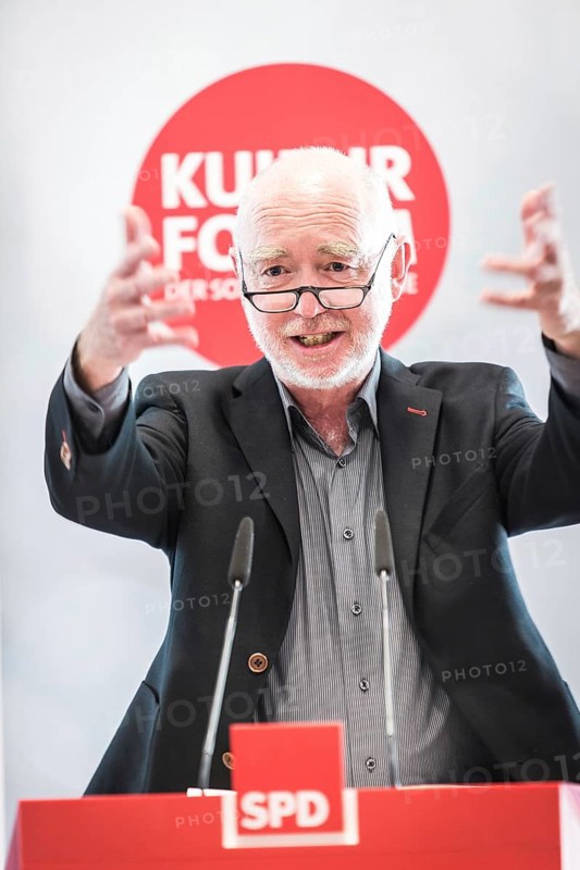 DEU Germany Germany Berlin Book presentation at the SPD Cultural Forum by Munich's former Lord Mayor Christian Ude entitled ' Die Alternative oder Macht endlich Politik'. Knaus publishing director Wolfgang Ferchl