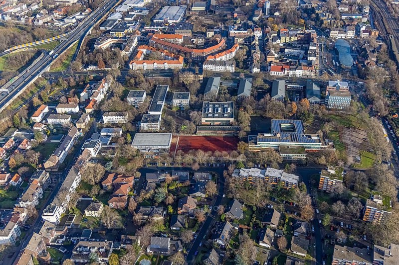 Aerial view, school centre, Pestalozzi-Gymnasium, Mulvany Berufskolleg, Emschertal Berufskolleg, Realschule Strünkede, Kath. Kindergarten St. Marien, Sporthalle Westring, Baukau, Herne, Ruhr Area, North Rhine-Westphalia, Germany, education, educational institution, DE, Europe, Gymnasium, Kollegschule, Lehrinstitut, aerial view, aerial photography, aerial photography, Realschule, school, overview, bird's eye view, Westring, birds-eyes view, overview