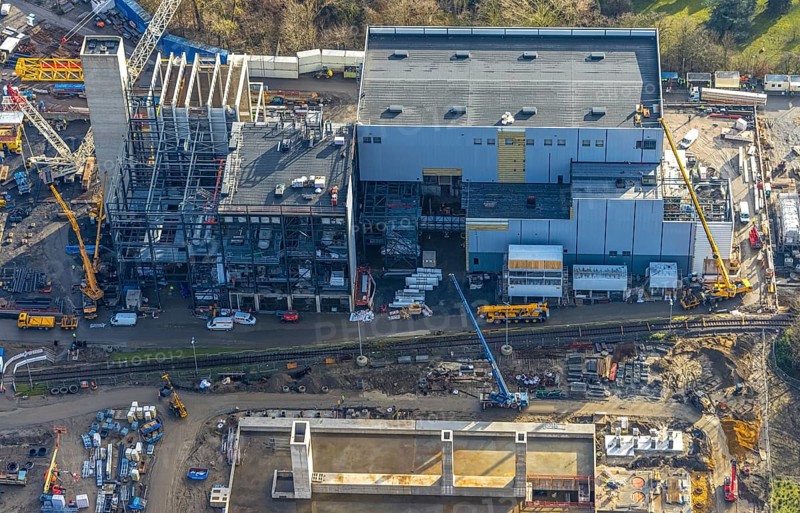 Aerial photograph, STEAG Herne combined heat and power plant on the Rhine-Herne Canal, construction site of Steag's new gas and steam power plant, Baukau-West, Herne, Ruhr area, North Rhine-Westphalia, Germany, construction work, construction, construction area, construction site, construction measure, construction project, construction site, DE, E-Werk, Europe, district heating, combined cycle power plant, Hertener Straße, power plant, aerial view, aerial photography, aerial photography, Rhine-Ruhr metropolitan region, new construction, coal-fired power plant, overview, bird's-eye view, overview