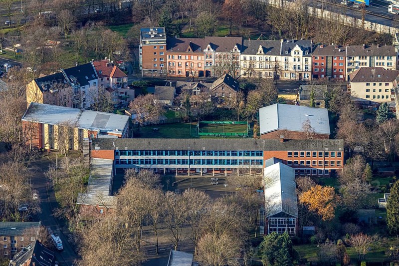 Aerial photo, Realschule Crange, Wanne, Herne, Ruhr area, North Rhine-Westphalia, Germany, education, educational institution, DE, Europe, educational institute, aerial photography, aerial photography, aerial photography, secondary school, school, Semlerstraße, overview, bird's-eye view, overview