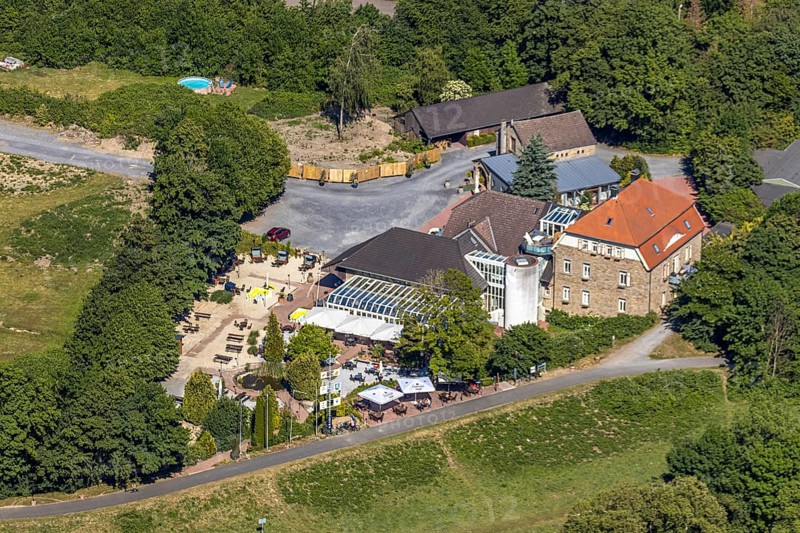 Aerial view, Landhaus Grum, Hattingen, Ruhr area, North Rhine-Westphalia, Germany, outdoor catering, beer garden, café, DE, Ennepe-Ruhr-Kreis, Europe, inn, gastronomy, aerial view, aerial photography, aerial photography, restaurant, overview, bird's eye view, birds-eyes view, overview