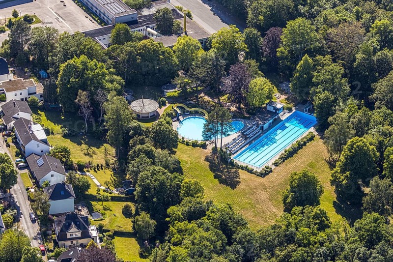Aerial view, outdoor swimming pool Welper, Blankenstein, Hattingen, Ruhr area, North Rhine-Westphalia, Germany, bathing establishment, bathing resort, DE, Ennepe-Ruhr-Kreis, Europe, outdoor swimming pool, leisure, aerial view, aerial photography, aerial photography, swimming pool, overview, bird's-eye view, overview