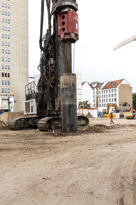 DEU Germany Germany Berlin Construction work on the site of the former Kudamm carré