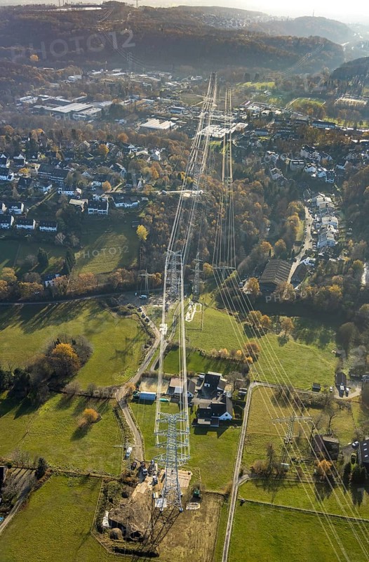 Aerial photo, construction power line Dortmund-Hagen, power pylons, high voltage, Ostend, Herdecke, Ruhr area, North Rhine-Westphalia, Germany, DE, Europe, birds-eyes, view, aerial photo, aerial photography, aerial photography, overview, overview, bird's eye view, power supply, energy, energy supply, power line, controversial power line through residential areas